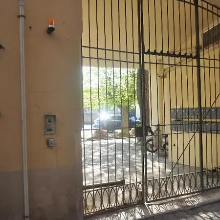 Σπίτι διακοπών Loft & Private Parking In Center Περούτζια
